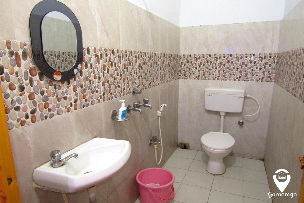 Goroomgo Star Lodge Puri Bagian luar foto