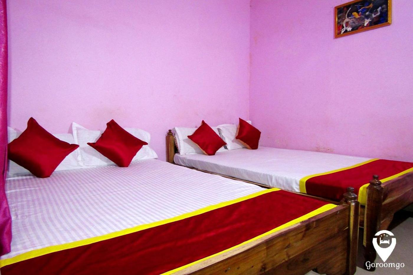 Goroomgo Star Lodge Puri Bagian luar foto
